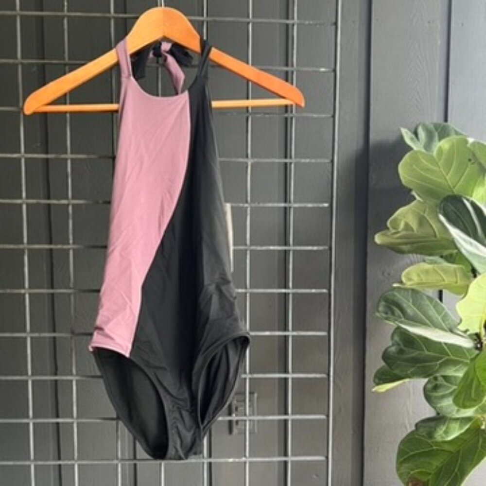 NWT - XXS - Athleta - Black/Pink - ASYM ColorBlock One Piece Swimsuit